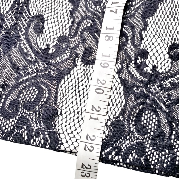 Chico's Black and White Patterned Blouse - Picture 11 of 14